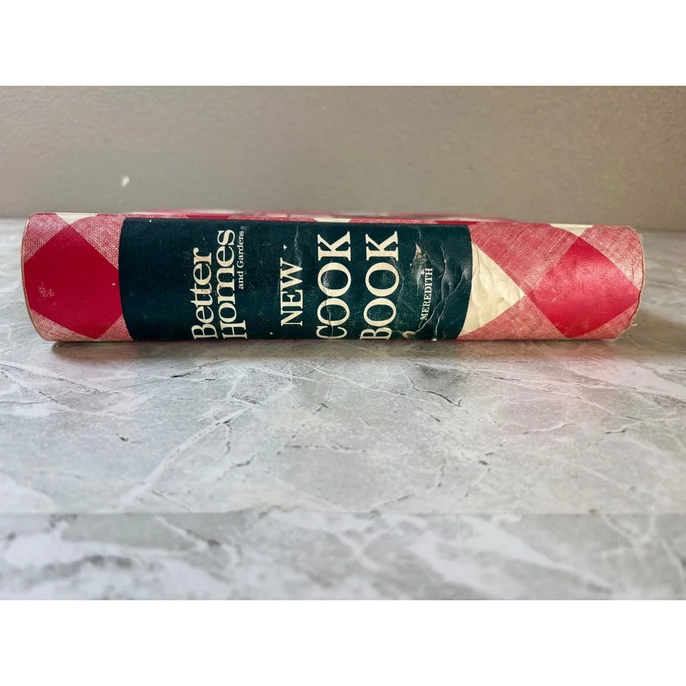Vintage 1971 Better Homes &‎ Gardens New Cook Book Red Gingham Ring Bound Binder